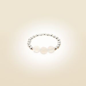 Ring auf Elastikband mit Perlen aus 925 Sterlingsilber und Opal